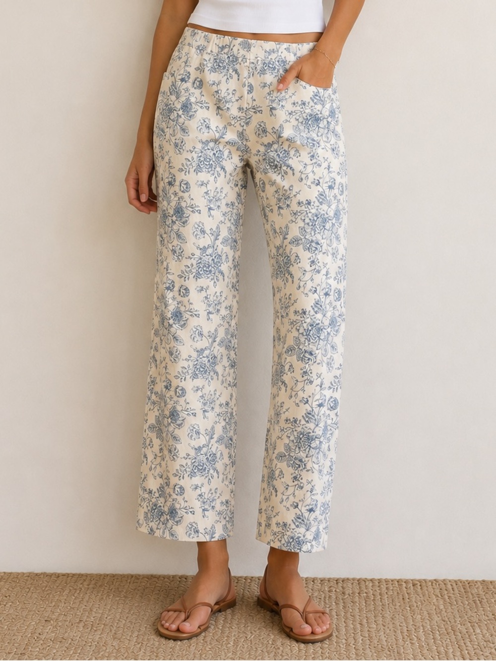 Maison d’Amélie Blue & White Floral Toile Slim Ankle Pants - Size 12